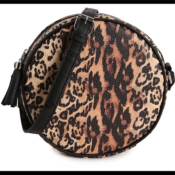 DSW Handbags - NWT DSW Mix No 6 Leopard Leather Crossbody